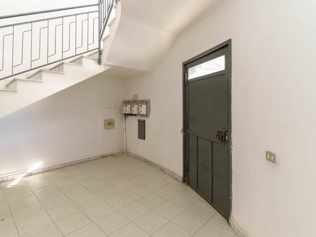 Appartamento a Camporotondo etneo in via Antonio Corsaro , 5 - Foto 5