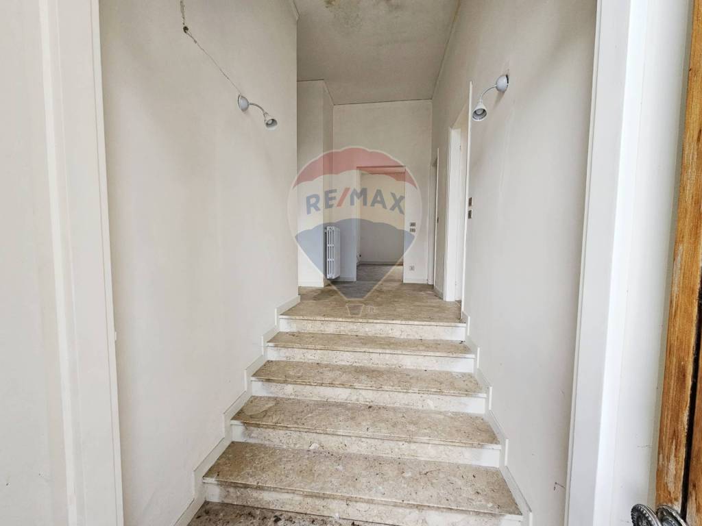 Villa a Busto arsizio in VIA VARESE, 21 - Foto 5