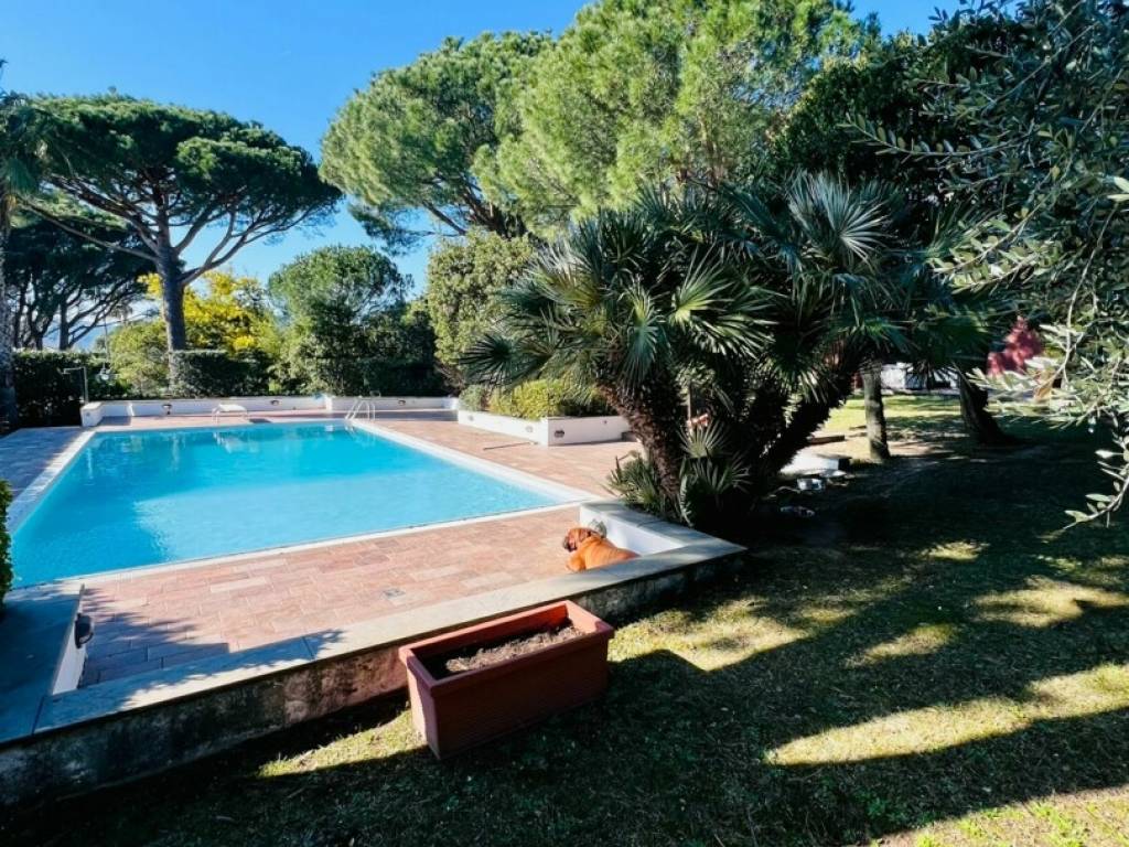 Villa a Arenzano in Via della Pineta, 50 - Foto 2