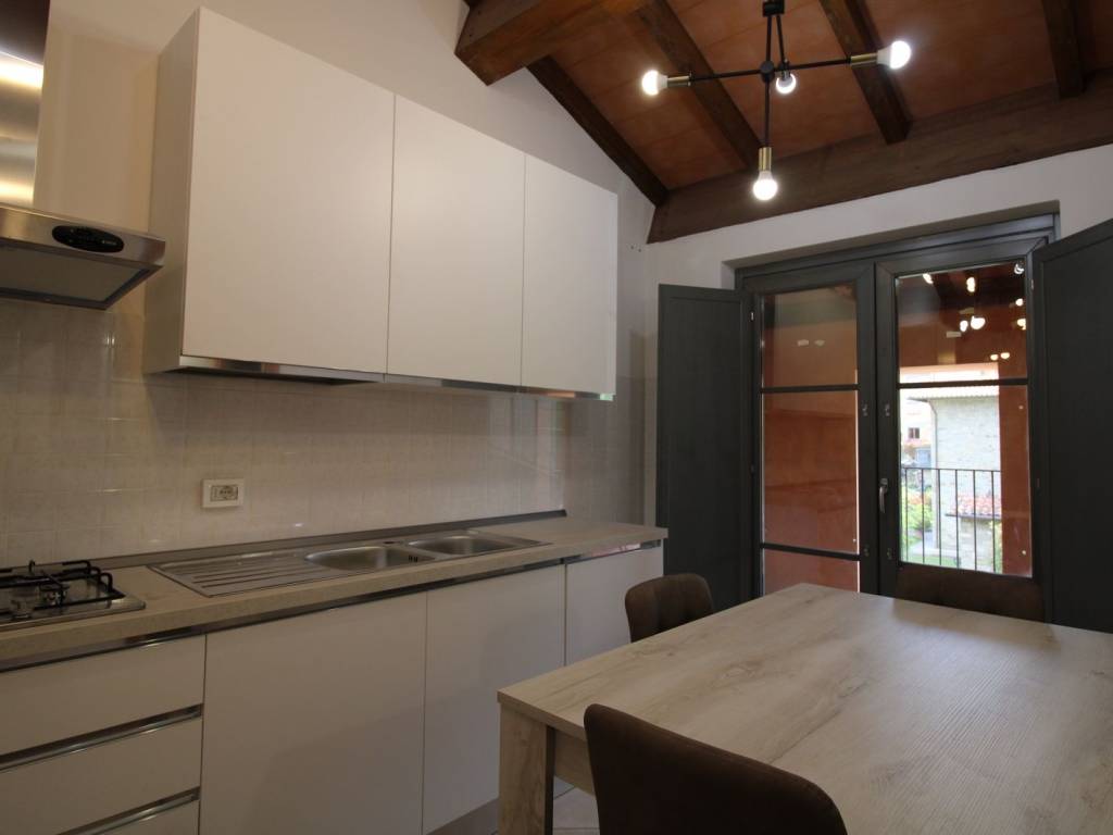 Appartamento a Castiglion fiorentino in Strada Umbro Casentinese - Foto 3