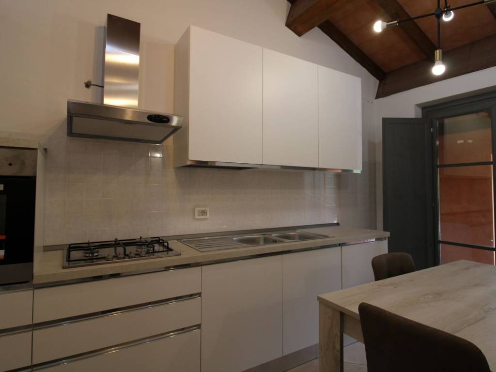 Appartamento a Castiglion fiorentino in Strada Umbro Casentinese - Foto 4