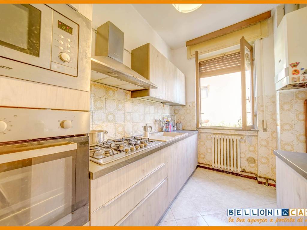 Villa a Carnago in Via John Fitzgerald Kennedy - Foto 3