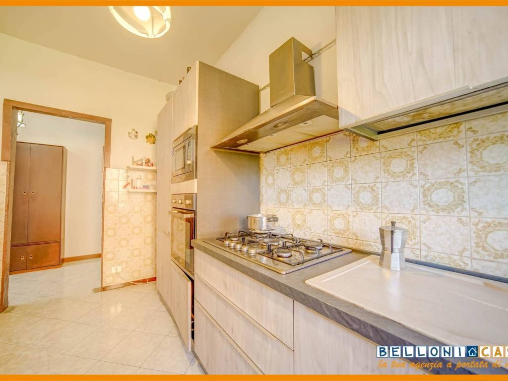 Villa a Carnago in Via John Fitzgerald Kennedy - Foto 5