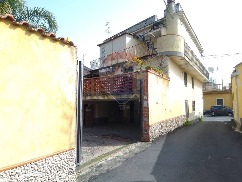 Casa indipendente a Acireale in Via Nazionale Mangano, 73 - Foto 2