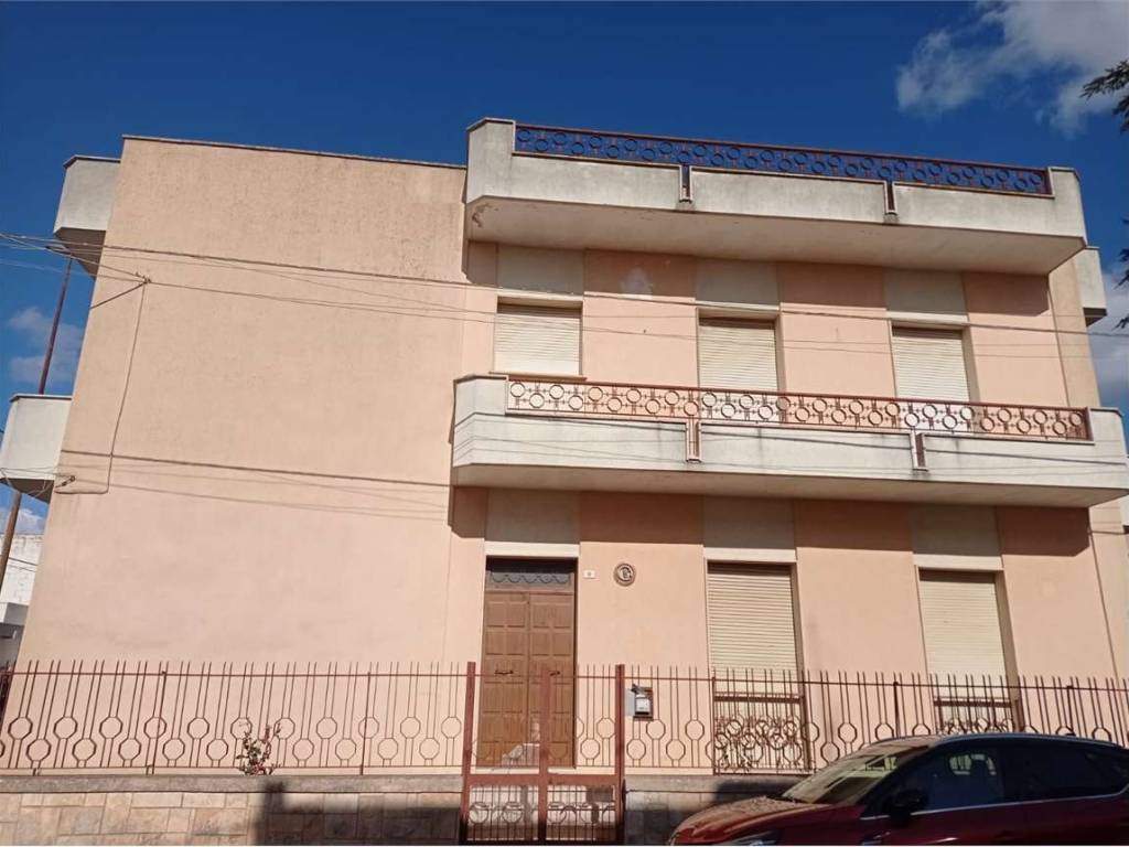 Palazzo / stabile a Casarano in Via Boito - Foto 5