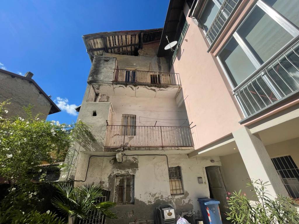 Casa indipendente a Valmadrera in Via Roma - Foto 5