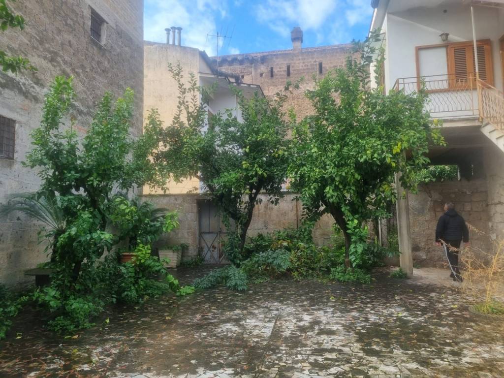 Palazzo / stabile a Curti - Foto 4