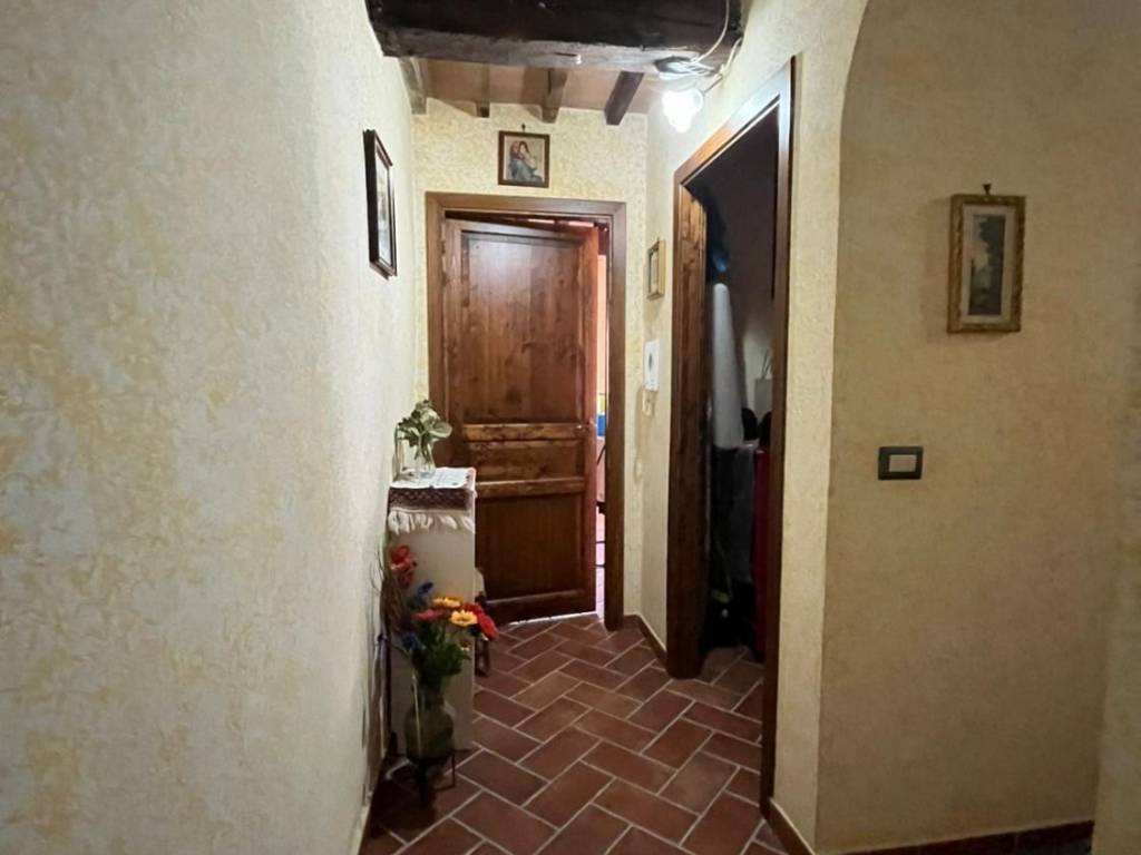 Palazzo / stabile a Castel del piano in Via della Fonte, 4 - Foto 5