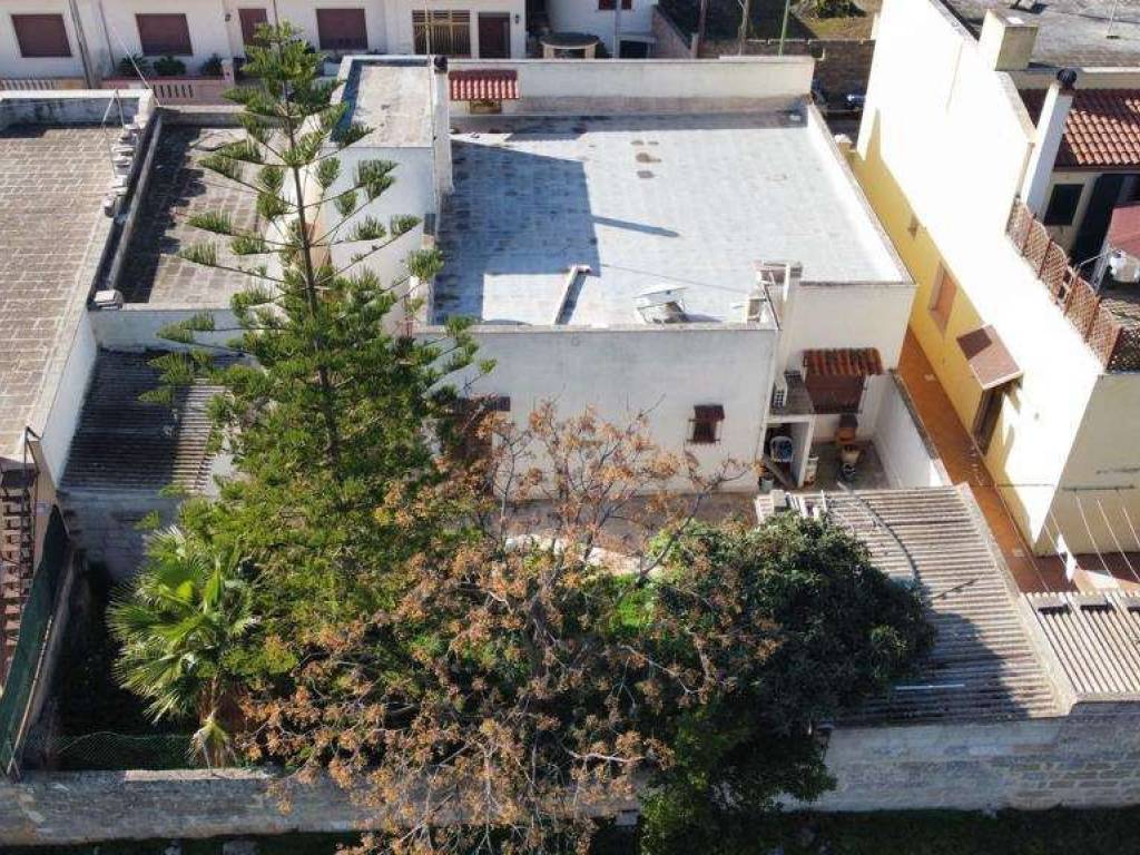 Casa indipendente a Casarano in via tevere - Foto 5