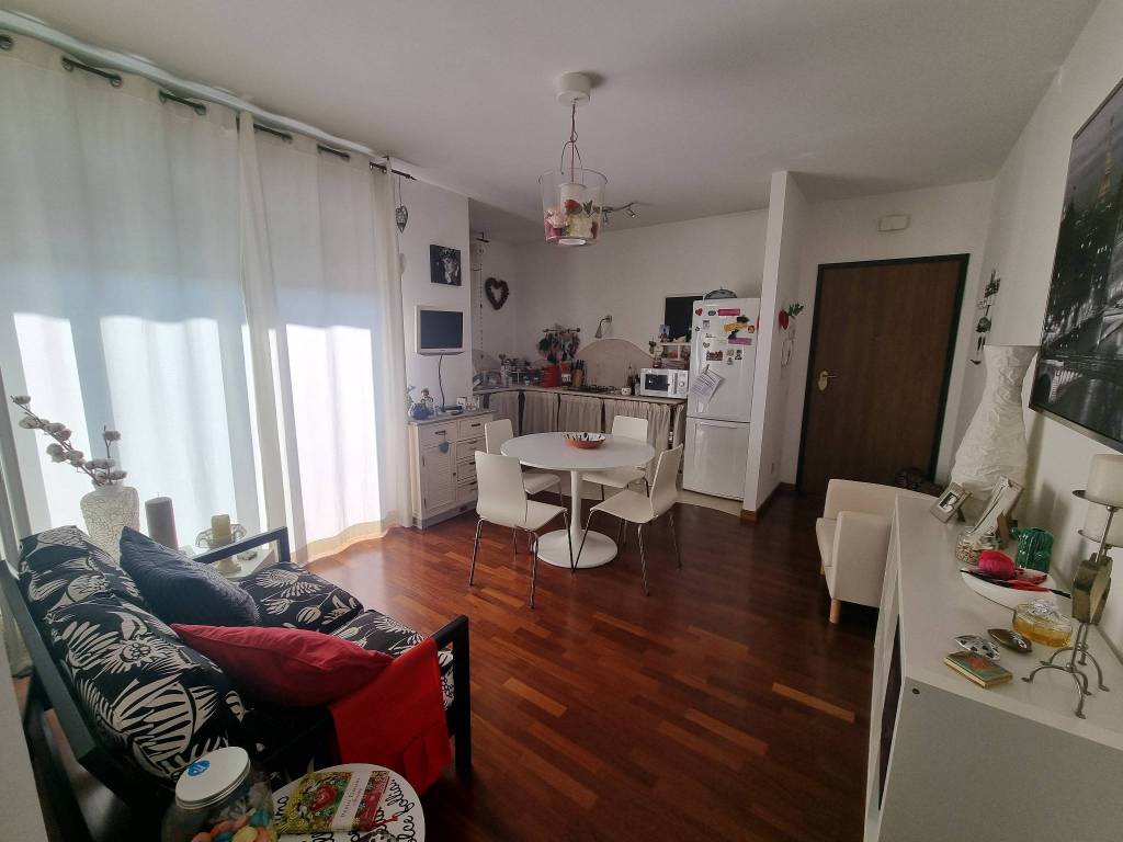 Appartamento a Pescara in Via Giuseppe Misticoni - Foto 3