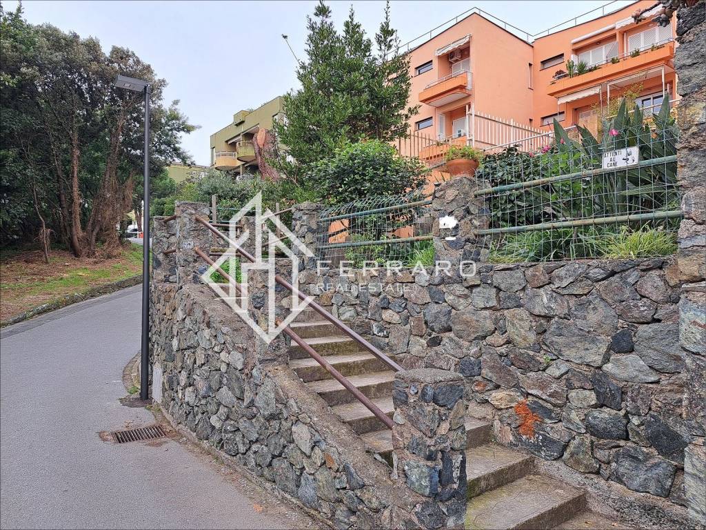 Appartamento a Varazze in Via degli Oleandri - Foto 2
