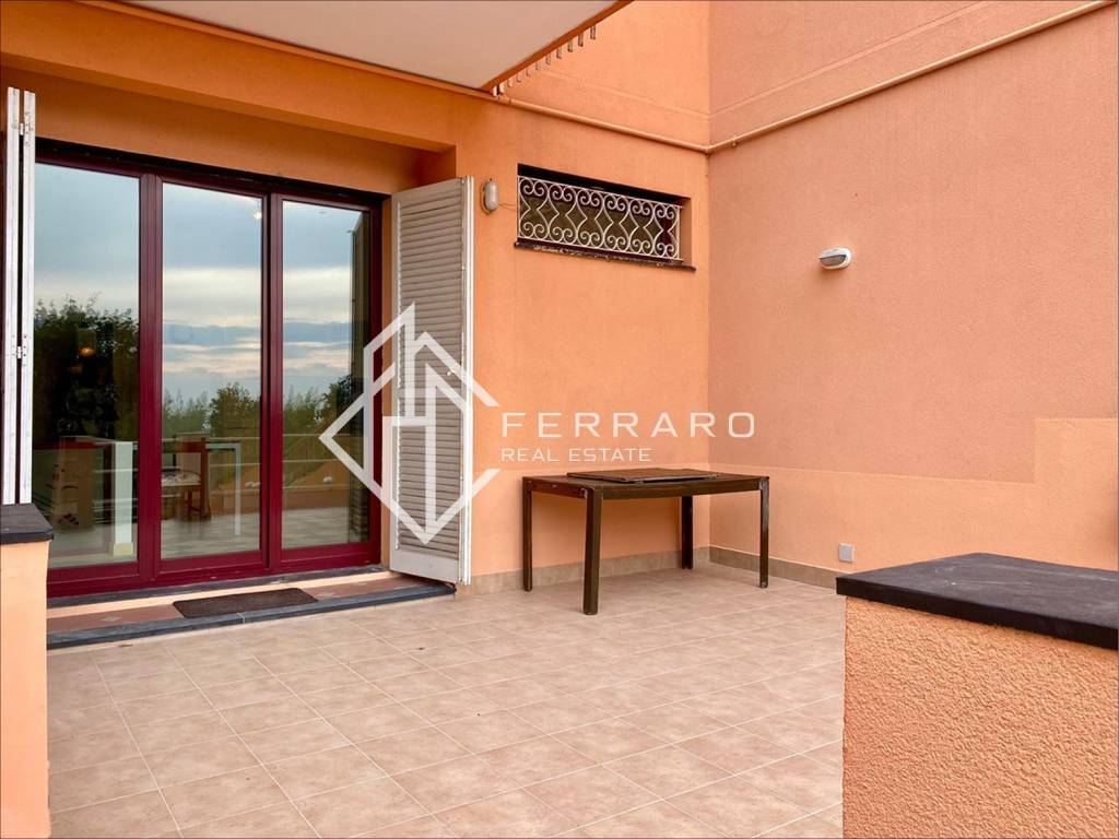 Appartamento a Varazze in Via degli Oleandri - Foto 3