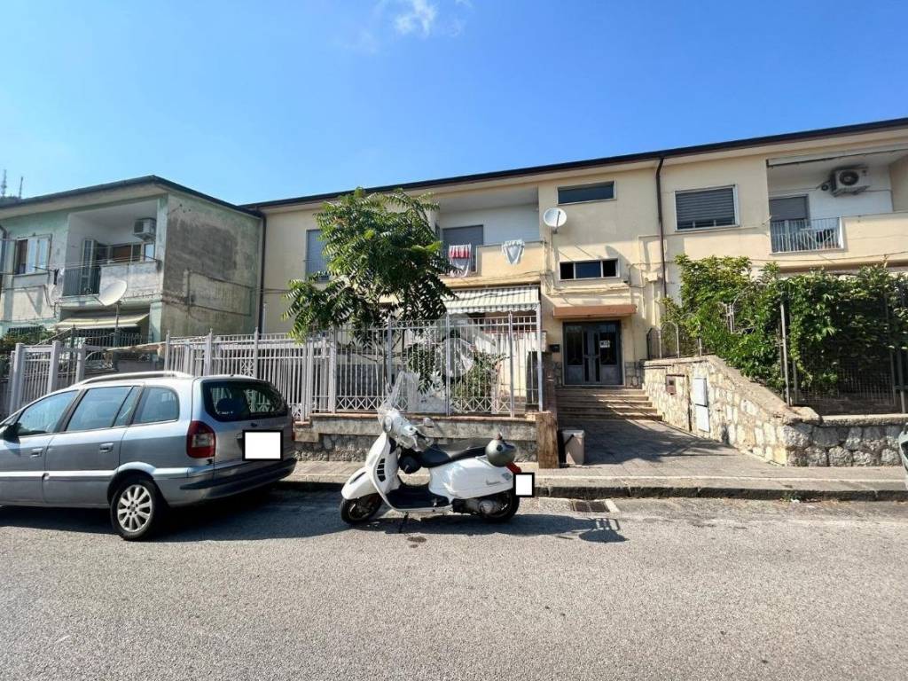 Appartamento a Salerno in Via Gaetano Quagliariello, 15 - Foto 4