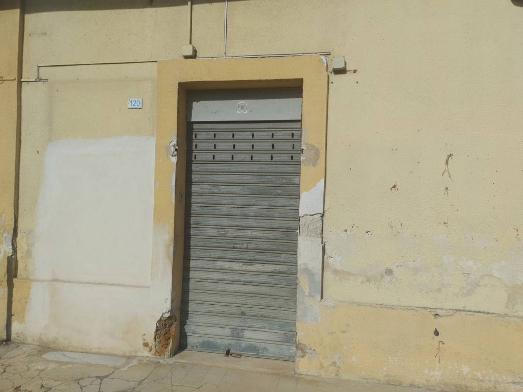 Immobile a San donaci in Via Giuseppe Grassi, 120 - Foto 3