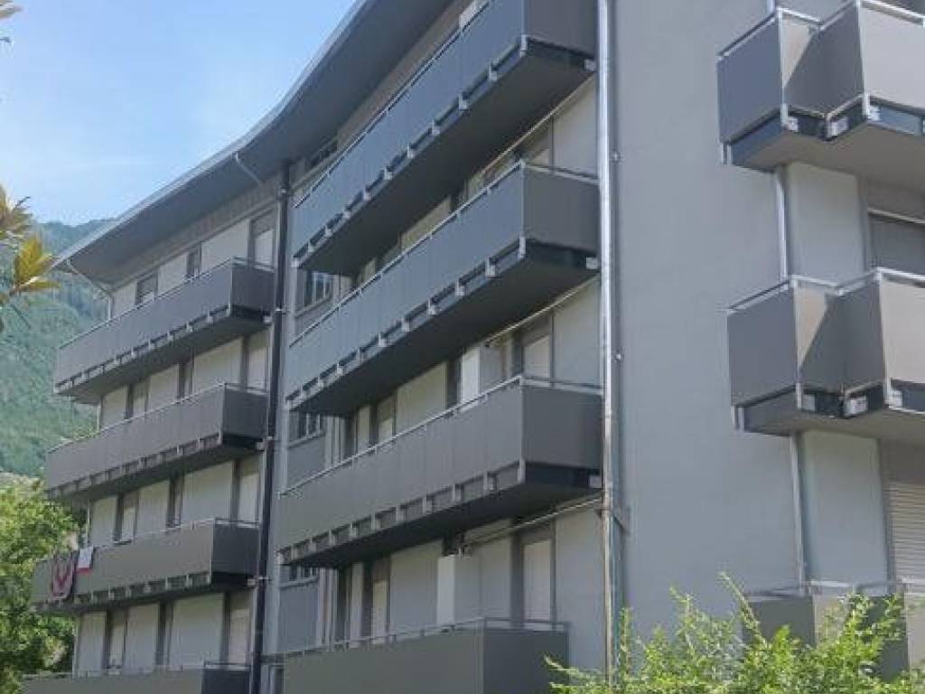 Appartamento a Sondrio in Via Paribelli - Foto 2