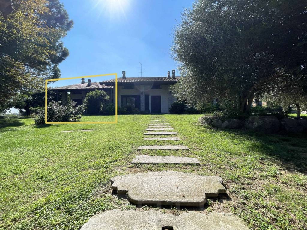 Villa a Momo in vicolo gaudenzio beltrami 14 - Foto 2