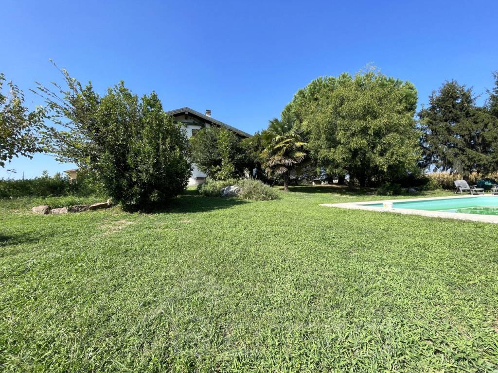 Villa a Momo in vicolo gaudenzio beltrami 14 - Foto 5