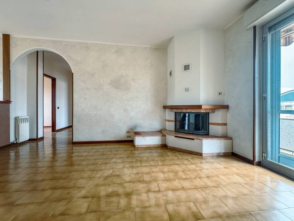 Appartamento a Momo in via circonvallazione 20 - Foto 5