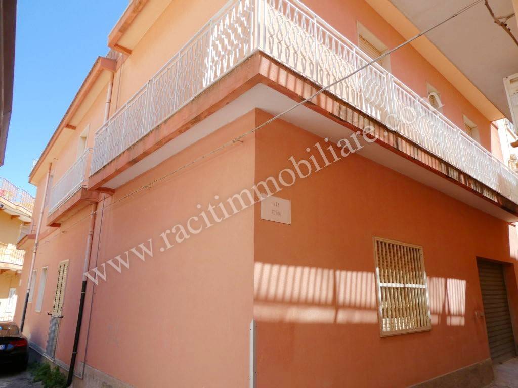 Casa indipendente a Pozzallo in Via Vesuvio, 11 - Foto 3