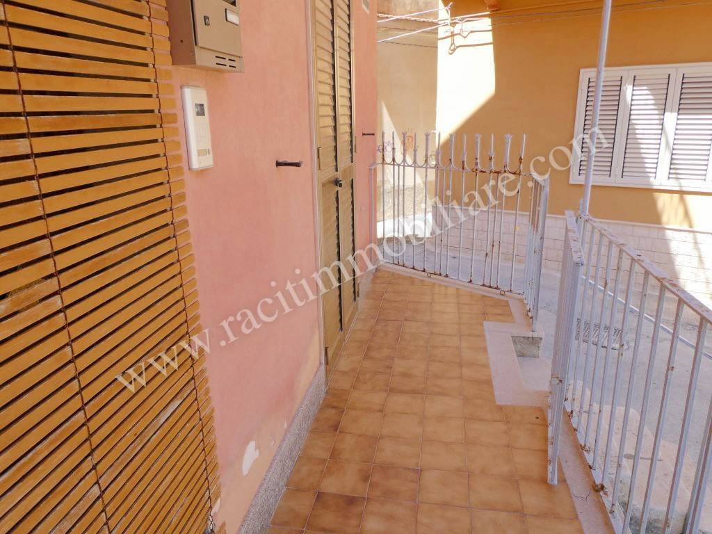 Casa indipendente a Pozzallo in Via Vesuvio, 11 - Foto 5