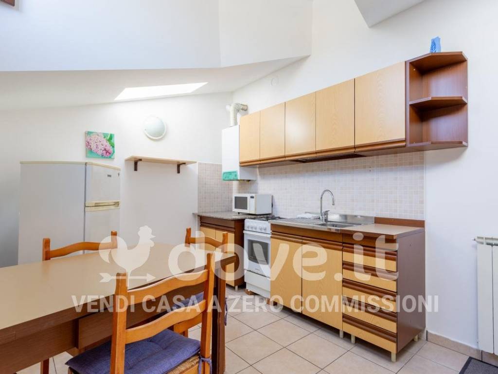 Appartamento a Luino in Via XV Agosto, 19 - Foto 2