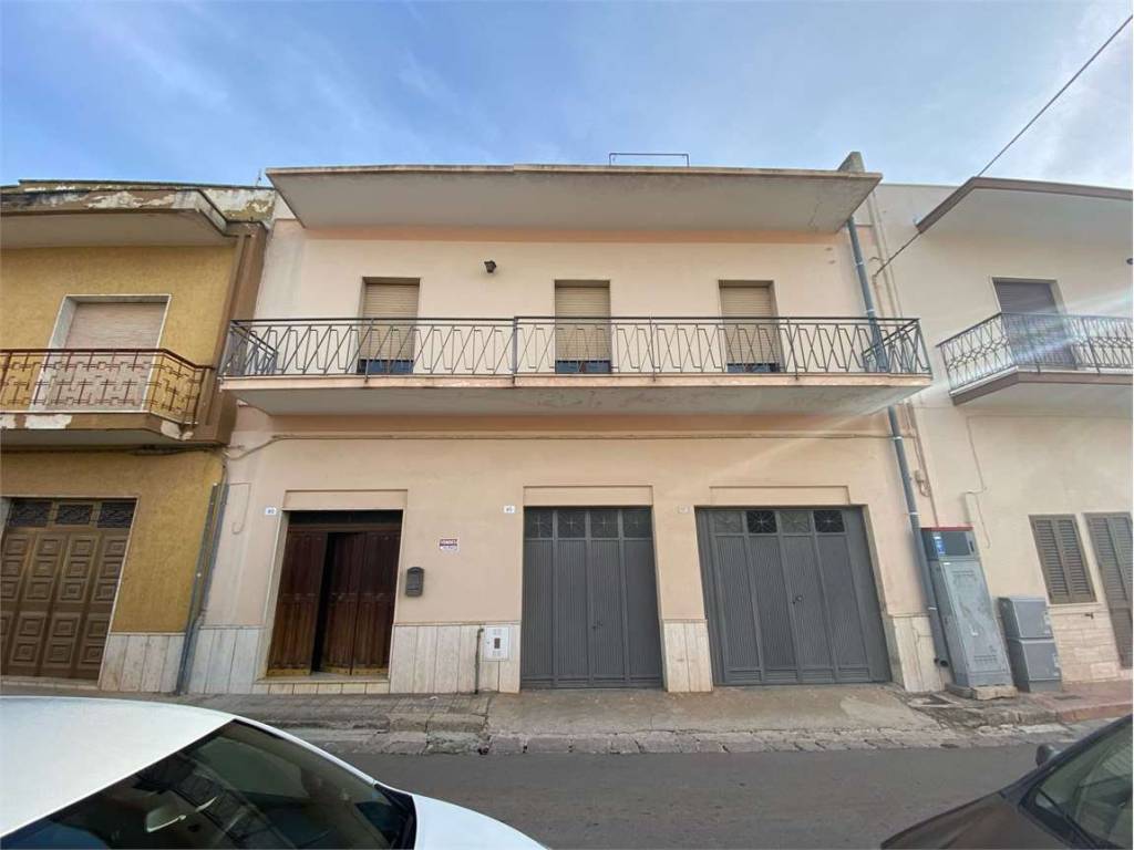 Casa indipendente a Matino in via vittorio veneto, 93 - Foto 2