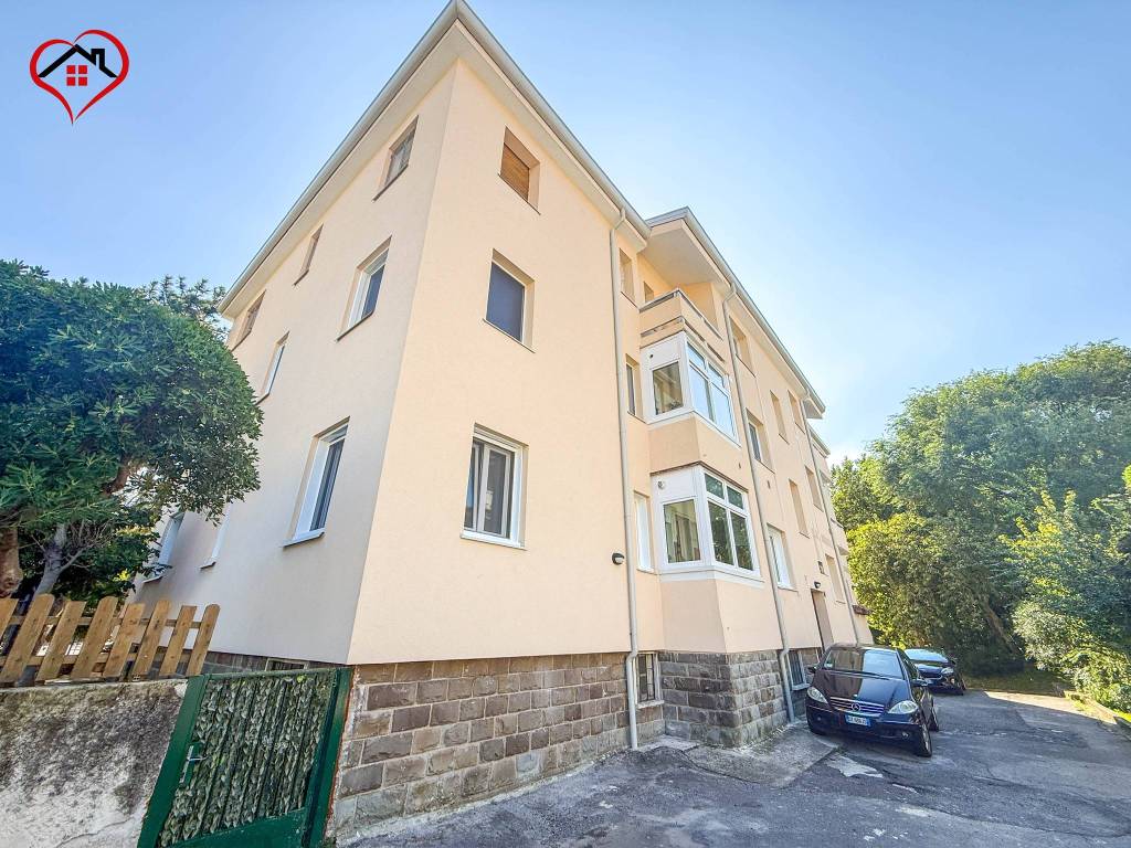 Appartamento a Trieste in Via Carlo Wostry, 3 - Foto 2