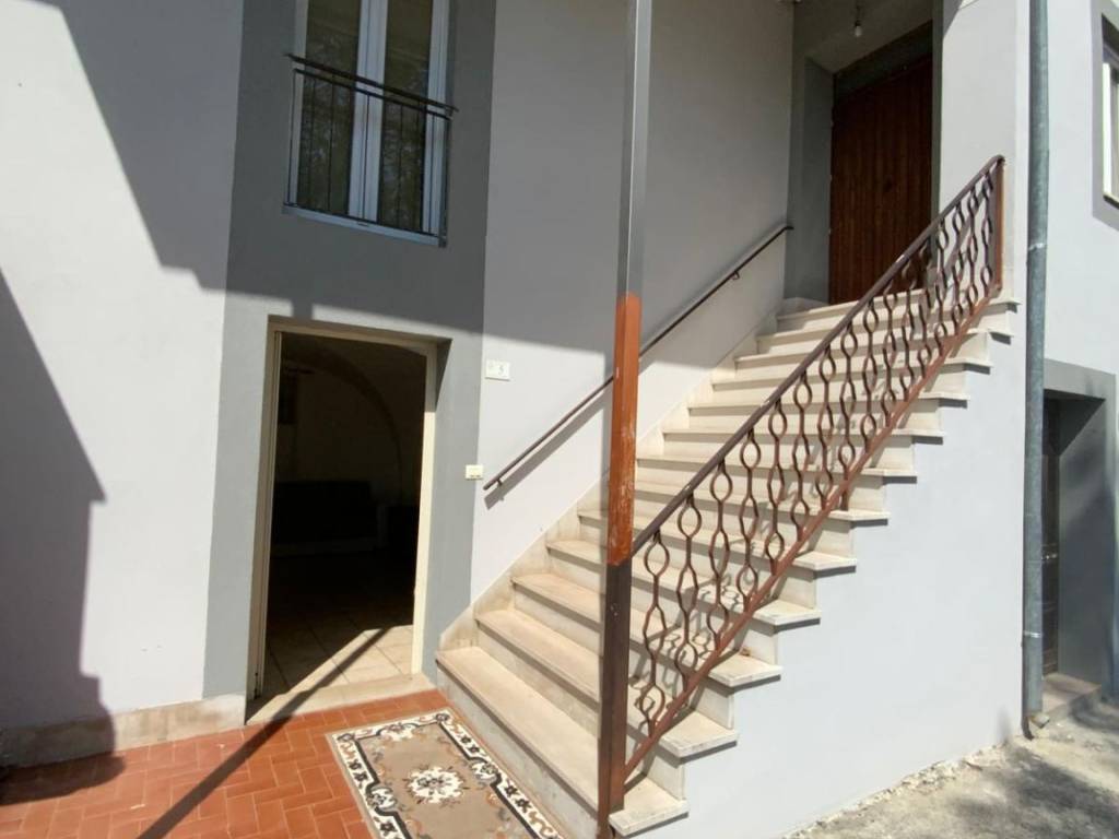 Casa indipendente a Campli in Via Fonte a Collina, 7 - Foto 4