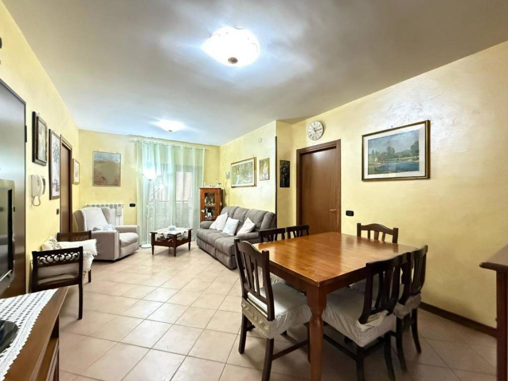 Appartamento a Sezze in Via Puglie, 14 - Foto 2