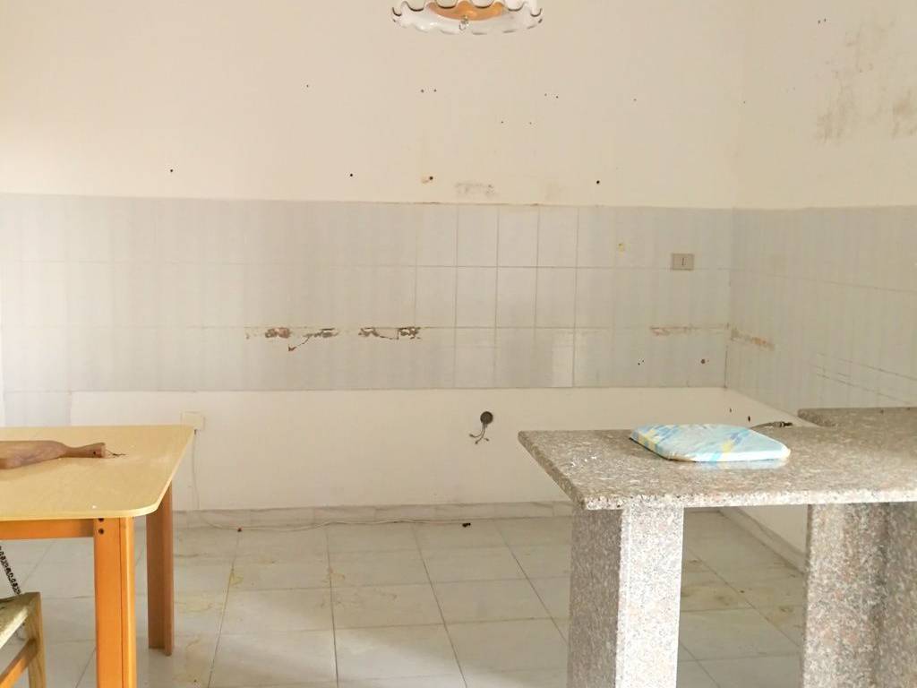 Appartamento a Carbonia in Via Domenico Millelire - Foto 5