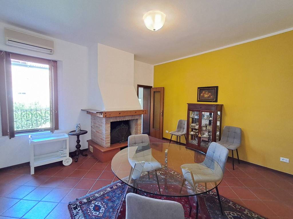 Appartamento a Ferrara in Via Muzzina - Foto 2