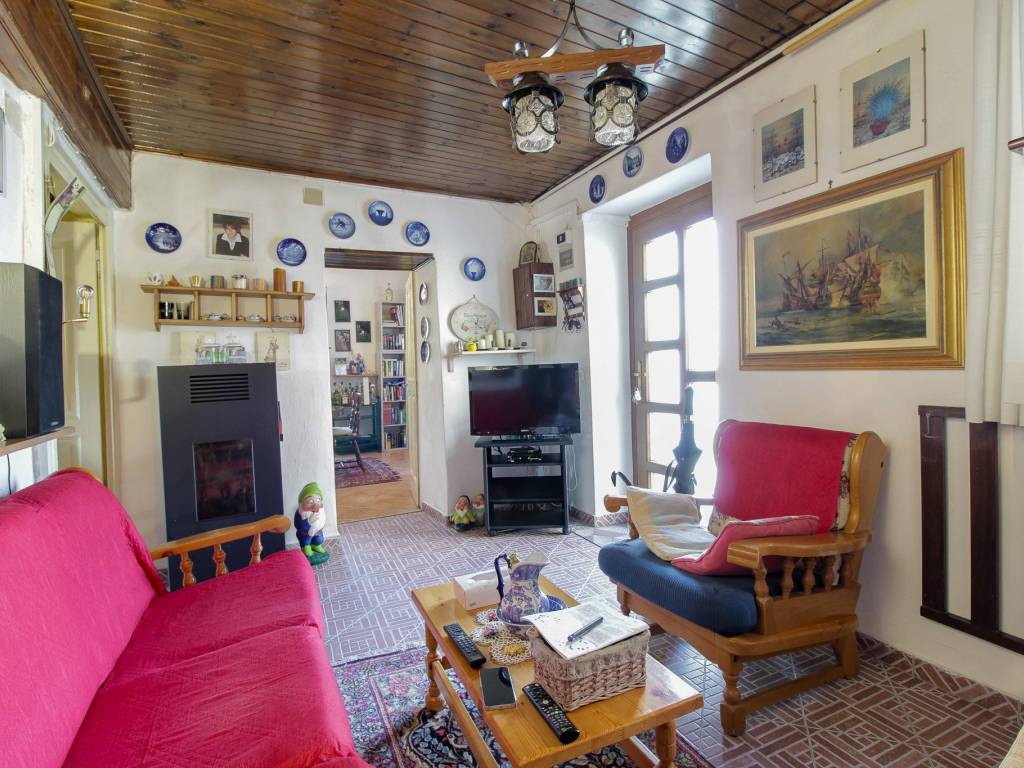 Casa indipendente a Avolasca in Frazione Mereta, 13 - Foto 3