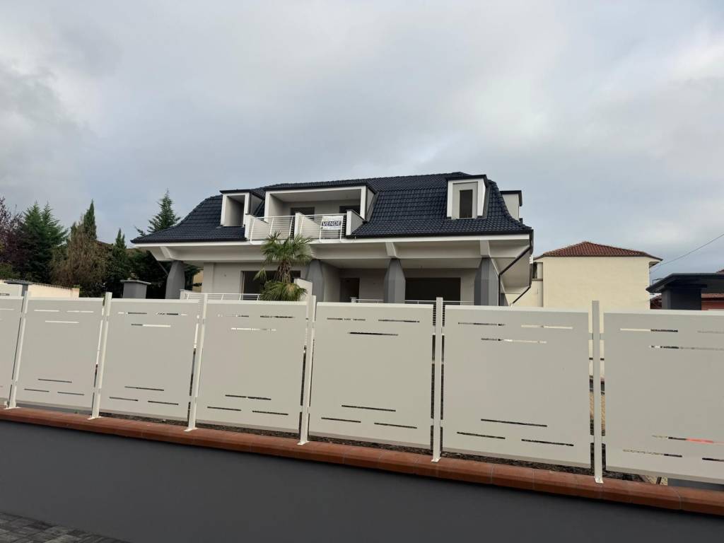 Villa a Leinì in Via del Carmelo, 9 - Foto 4
