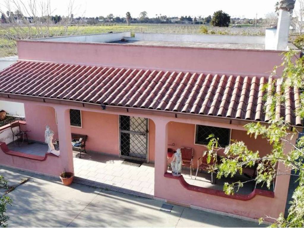Casa indipendente a Melissano in via sp 68 - Foto 3