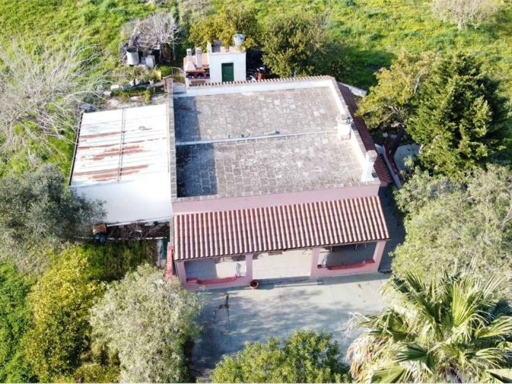 Casa indipendente a Melissano in via sp 68 - Foto 4