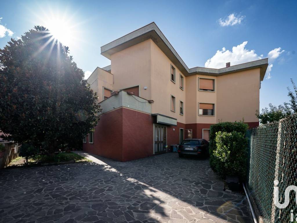 Villa a Campi bisenzio in Via san giusto, 76 - Foto 3