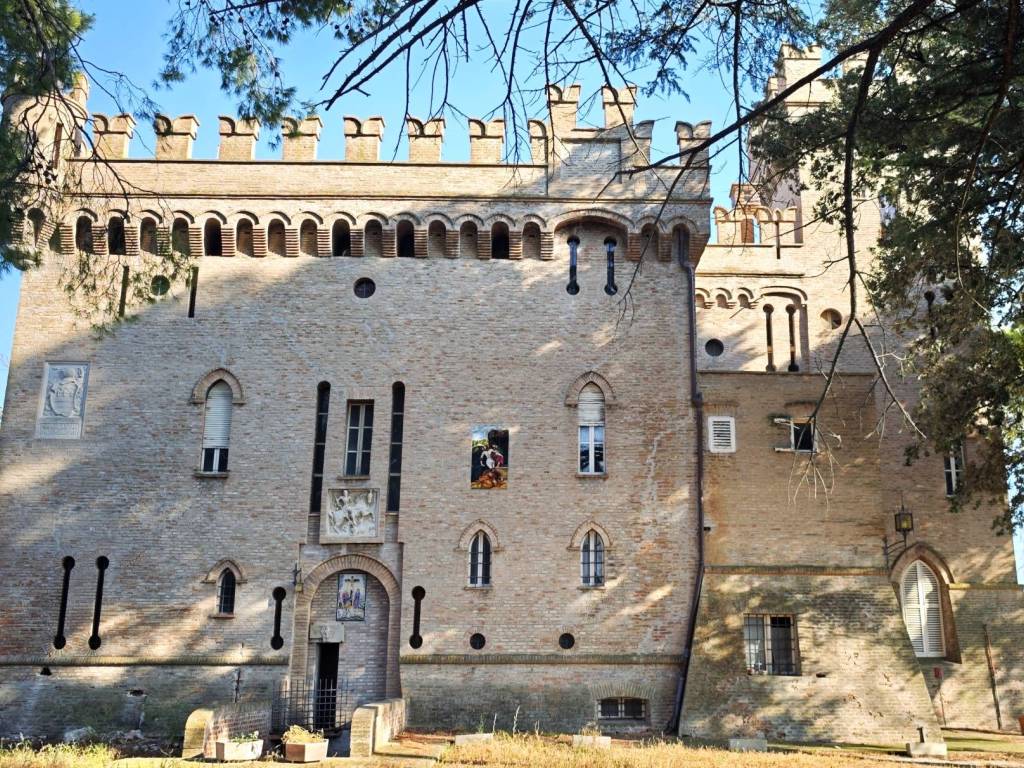 Palazzo / stabile a Jesi in Via Montecappone - Foto 2
