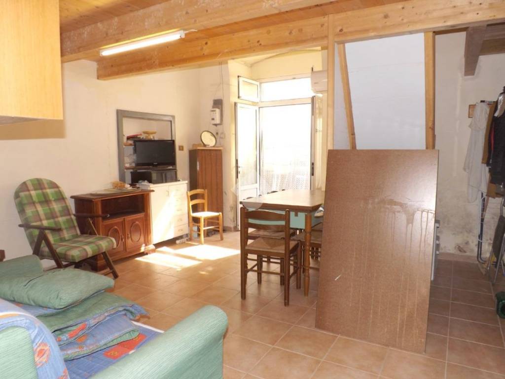 Appartamento a Bisceglie in Via G. Leopardi, 2 - Foto 3