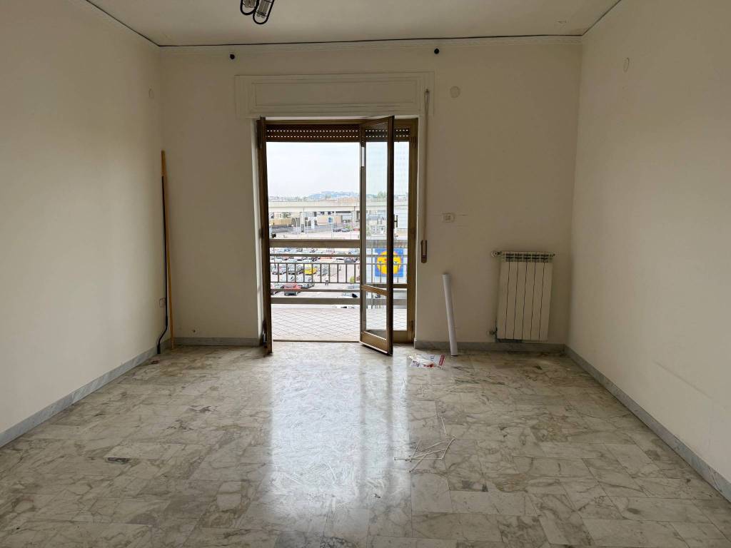 Appartamento a Casoria in Via Raimondo Paone - Foto 5