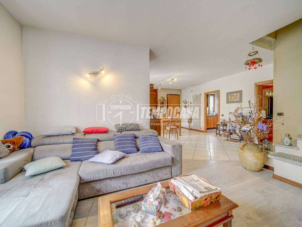 Villa a Castelletto sopra ticino in Via Tintoretto - Foto 5
