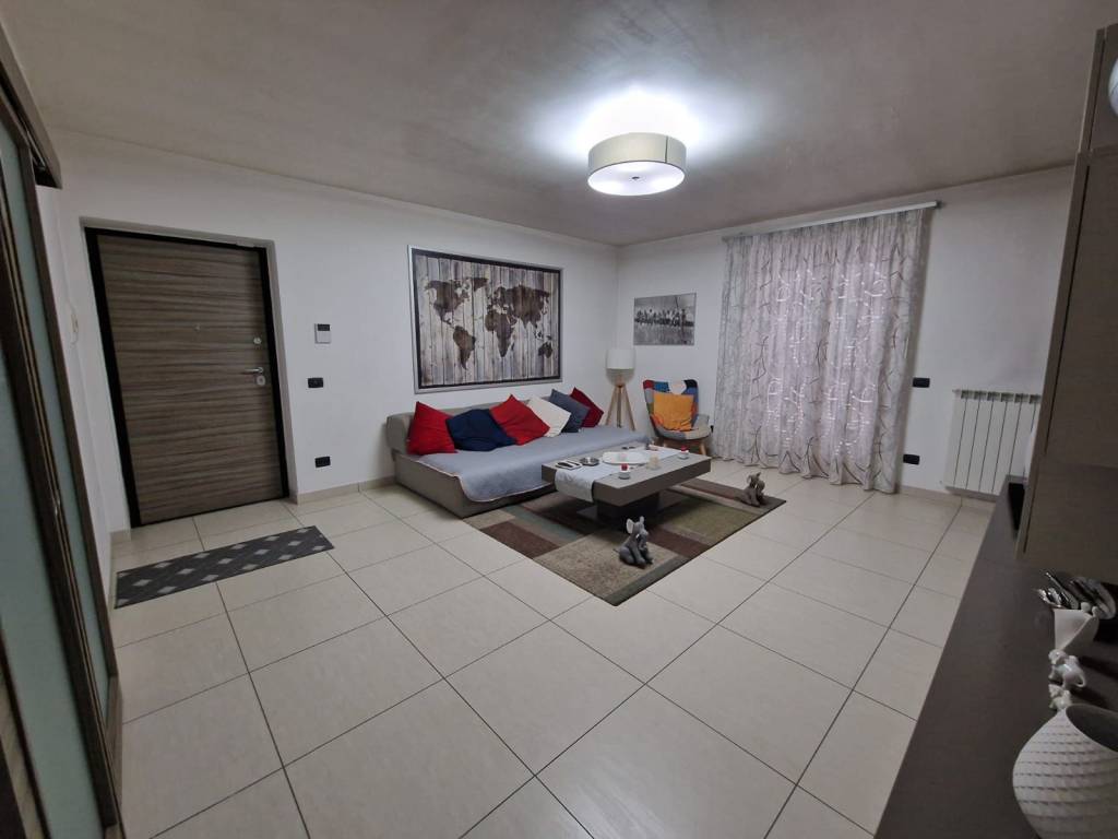 Appartamento a Lusciano in Viale Alessandro Manzoni - Foto 4