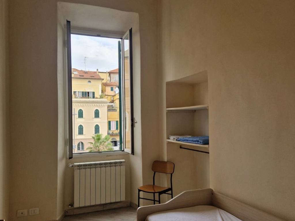 Appartamento a Imperia in Via Andrea Doria, 13 - Foto 4