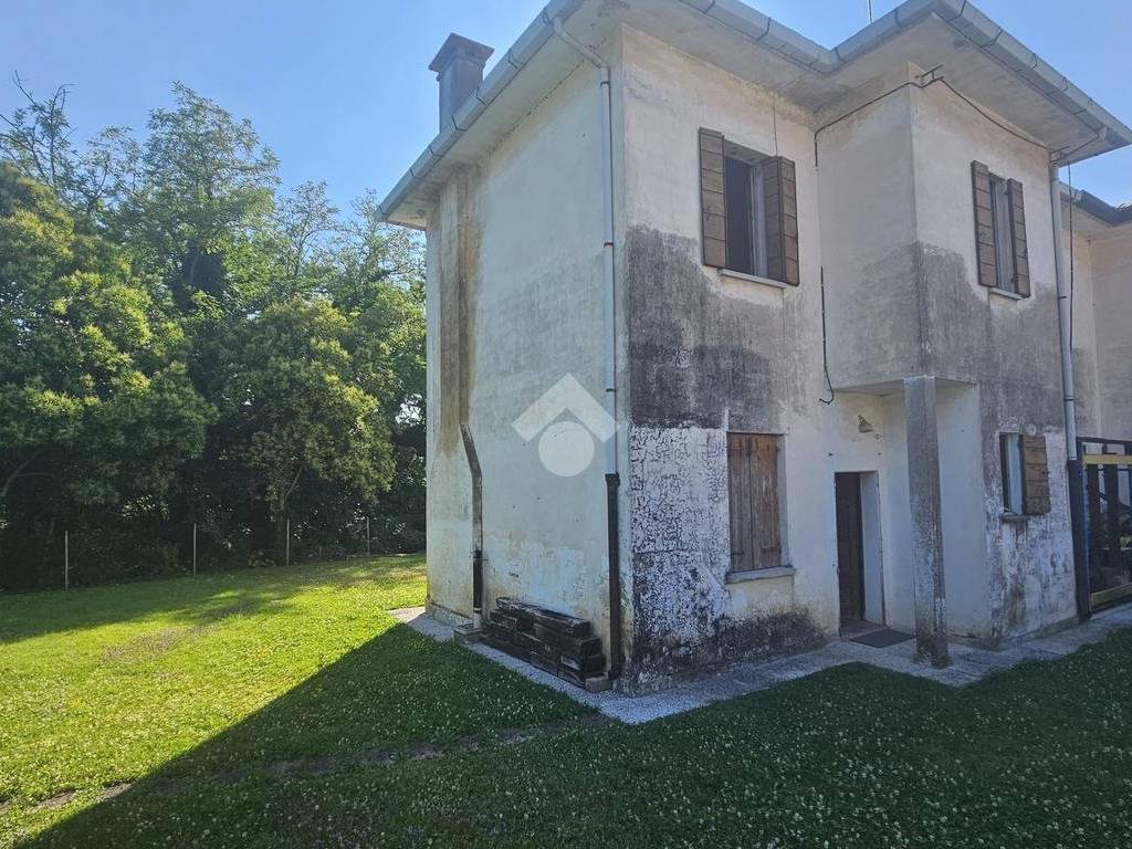 Villa a Susegana in Via Navarre, 1 - Foto 3
