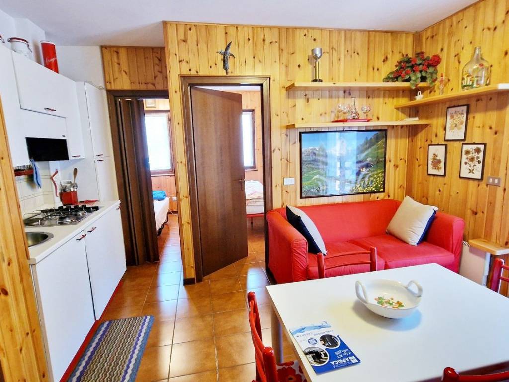 Appartamento a Aprica in Via Rododendro, 6 - Foto 2