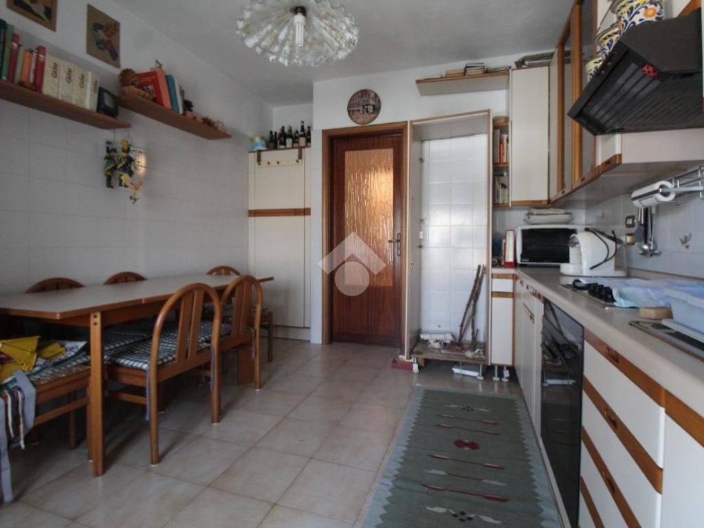 Appartamento a Reggio calabria in Via Regina Elena, 19 - Foto 5