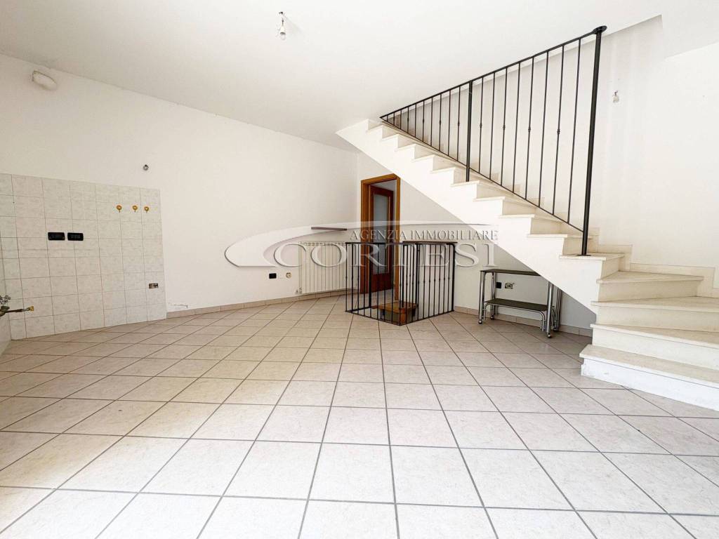 Appartamento a Mondolfo in Via Pergolese, 15 - Foto 2