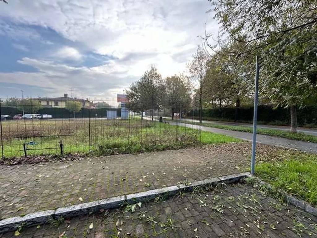 Terreno a Castelnuovo rangone in Via Lazio No Number - Foto 2