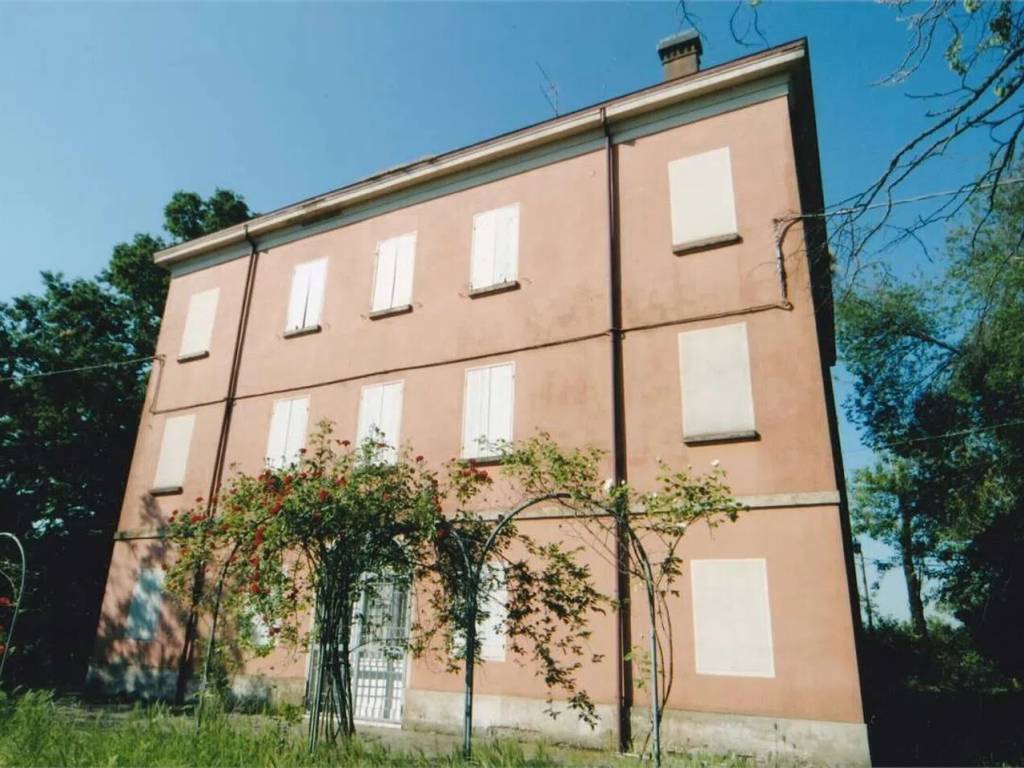 Villa a Carpi in Via Guastalla, 20 - Foto 2