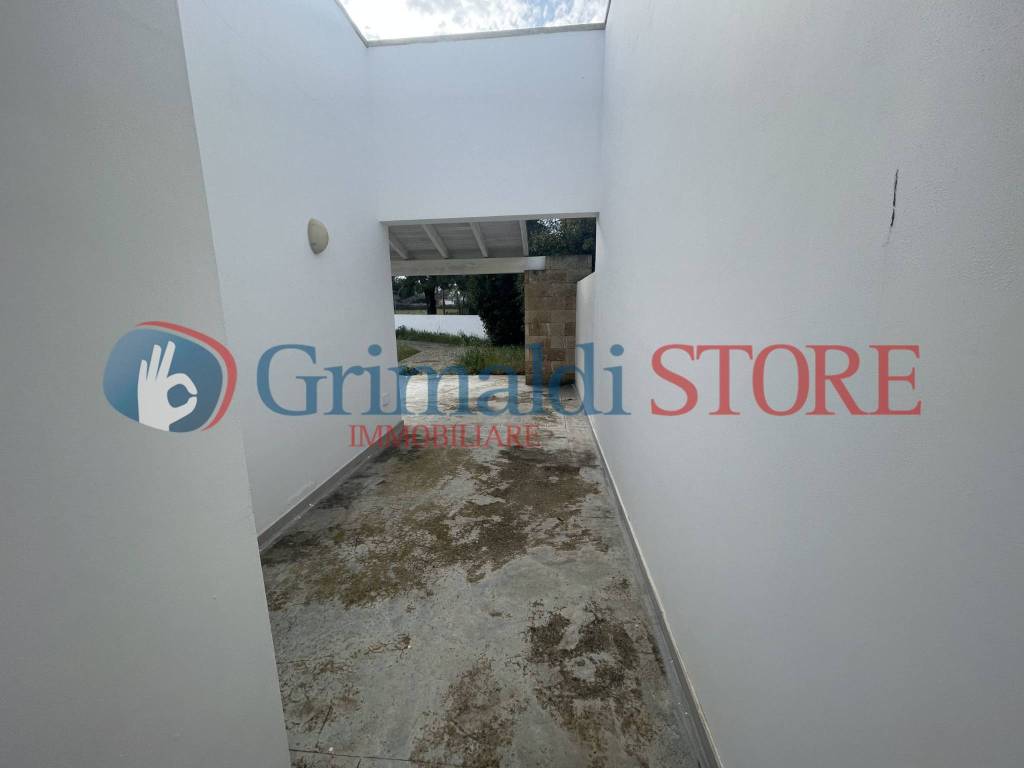 Villa a Melendugno in Via Fabrizio De Andrè, 7 - Foto 4