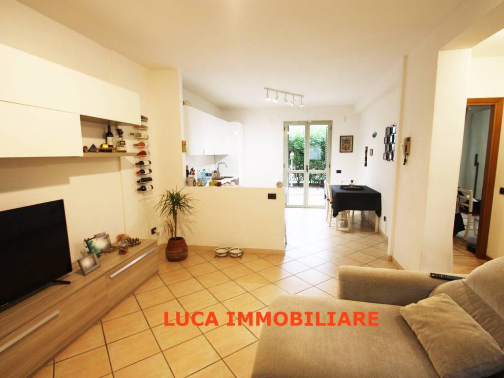 Appartamento a Ponte buggianese in Via Cesare Battisti, 9 - Foto 3